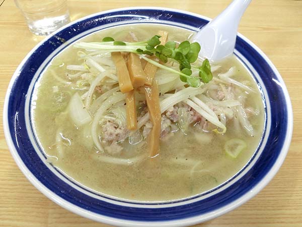 味の三平で味噌ラーメン | 大盛上等2！
